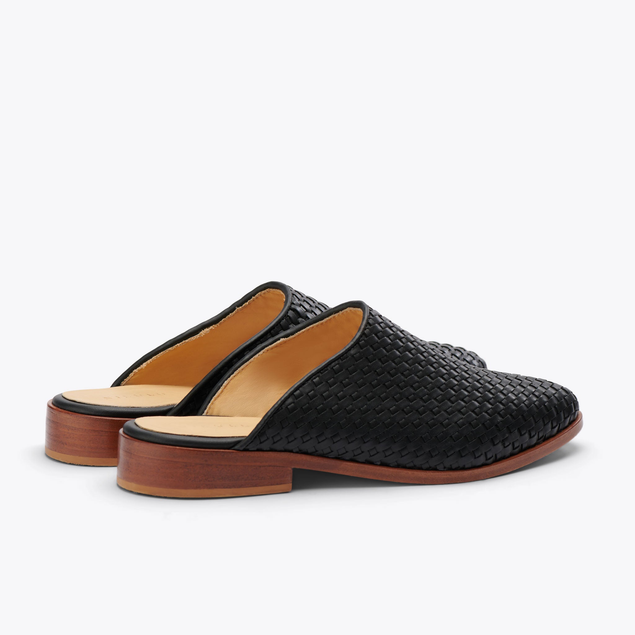 Ama Woven Mule Woven Black