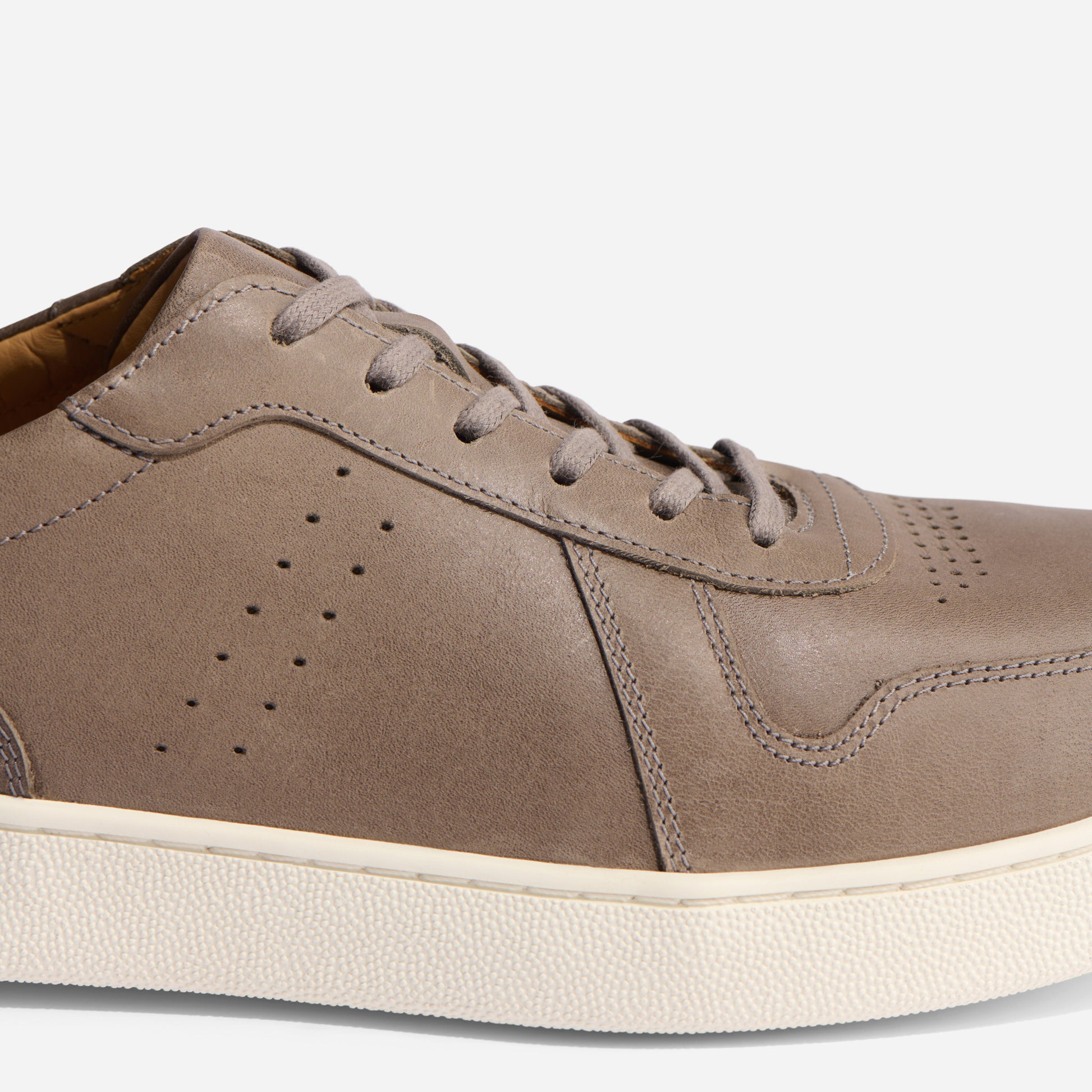 Men's Beto Go-To Court Sneaker Grey