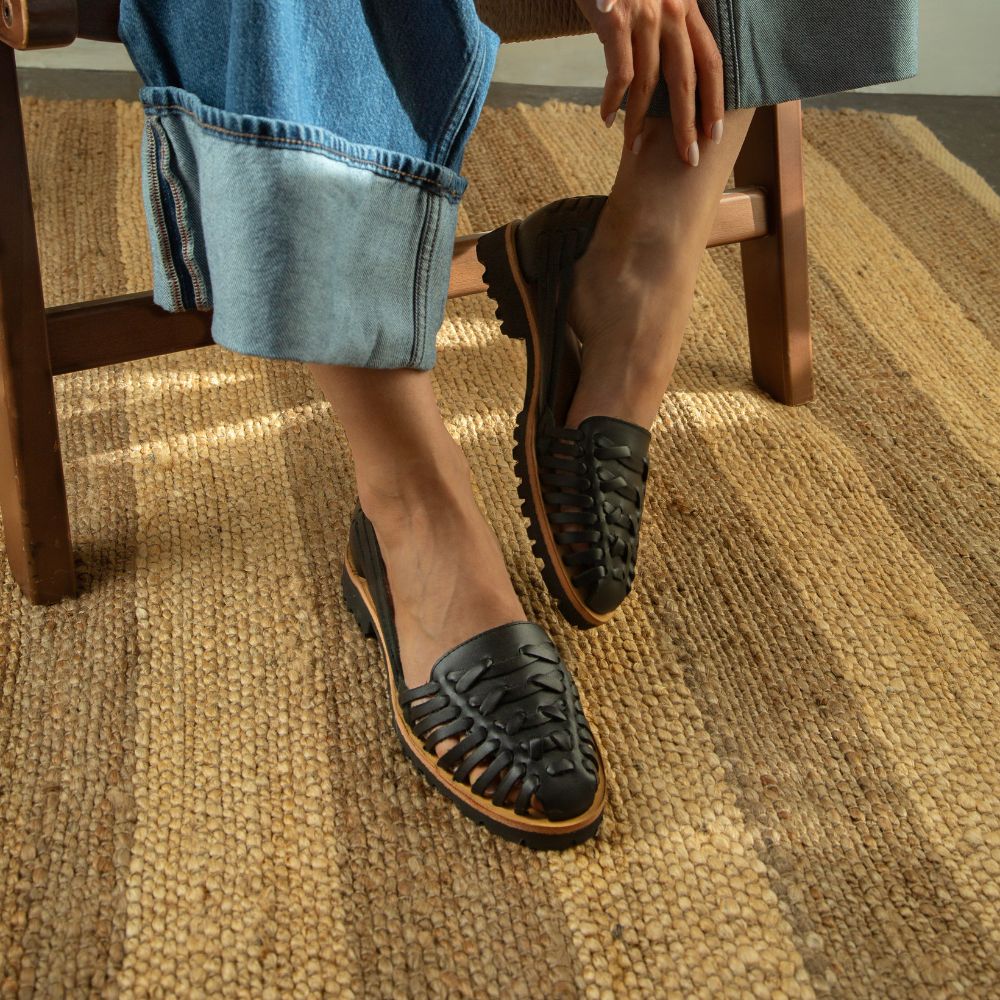 Women's Huarache Lug Sandal Black