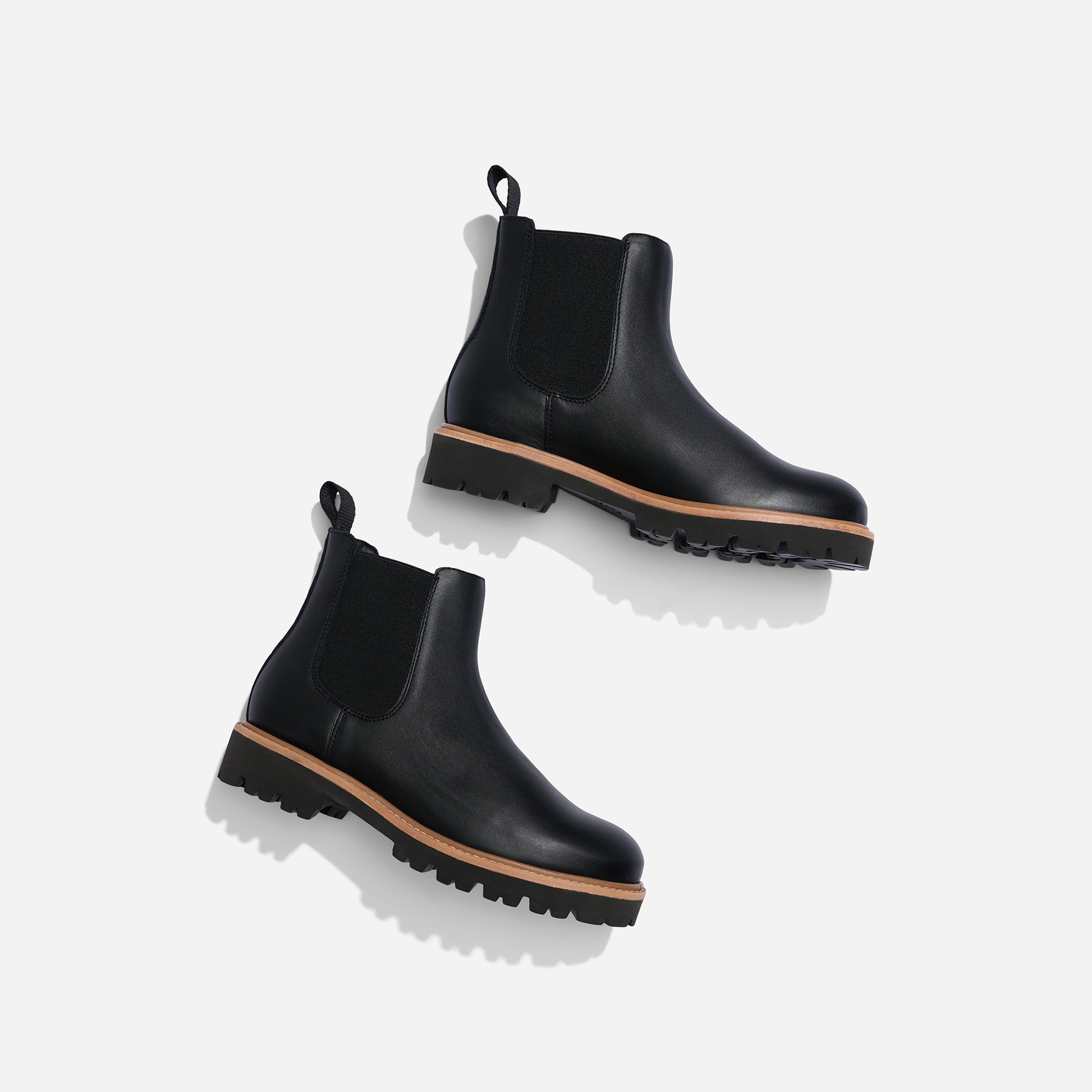 Go-To Lug Chelsea Boot 2.0 Black