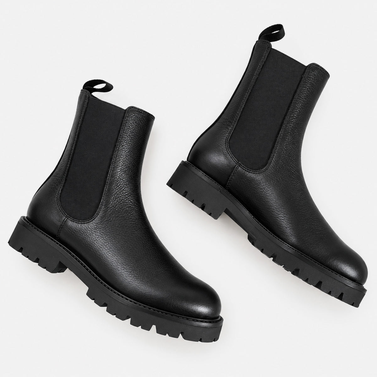 Go-To Lug Mid Chelsea Boot Black
