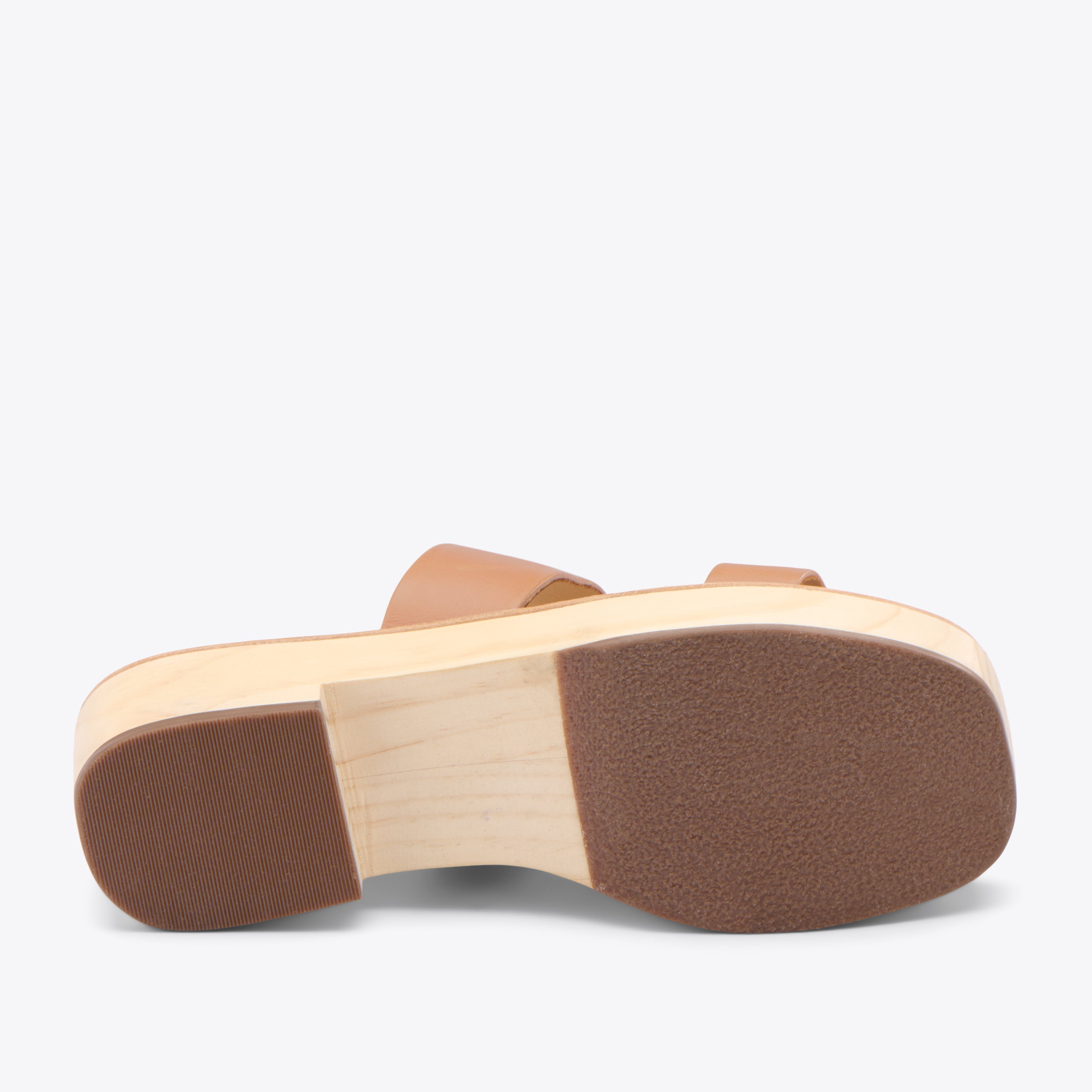 Ellie All-Day Clog Almond