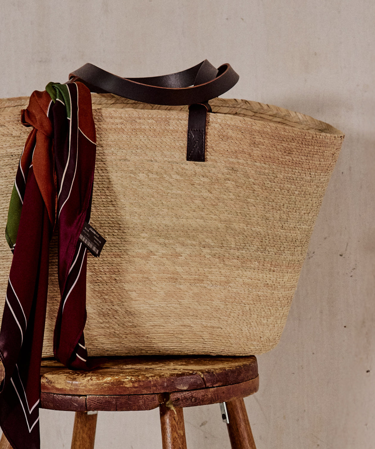 nisolo huarache almond