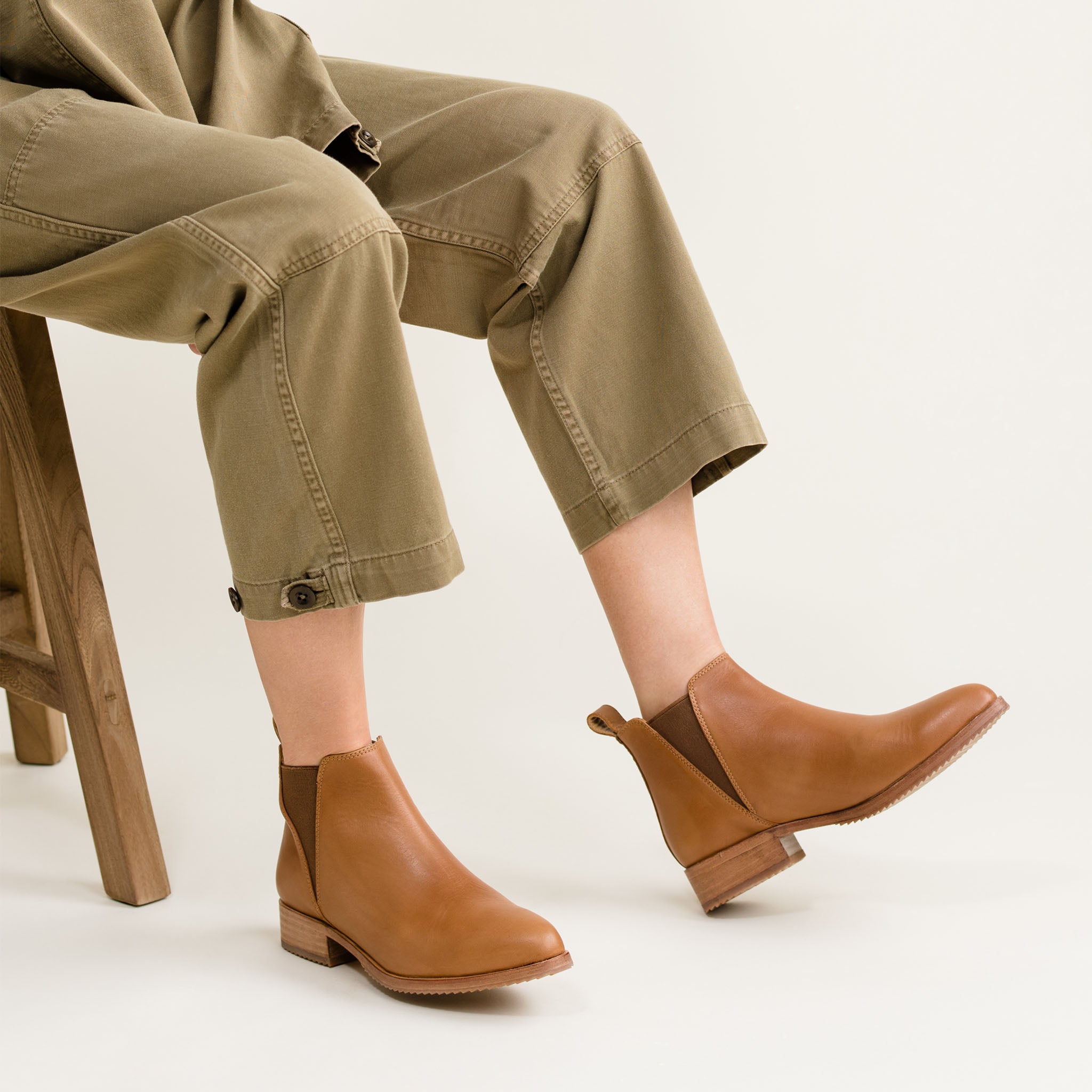 Eva Everyday Chelsea Boot Nutmeg